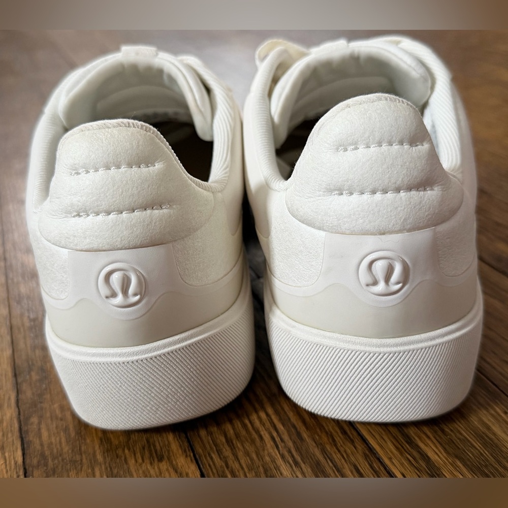 SOLD🟥⭕️lululemon Cityverse Sneakers Women's 12 White/White Casual Shoes - Picture 5 of 9